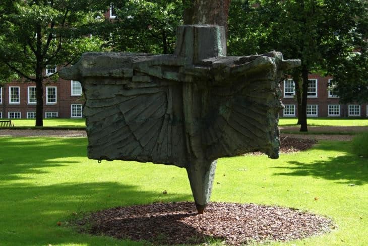 Bronze Statue In The Walks